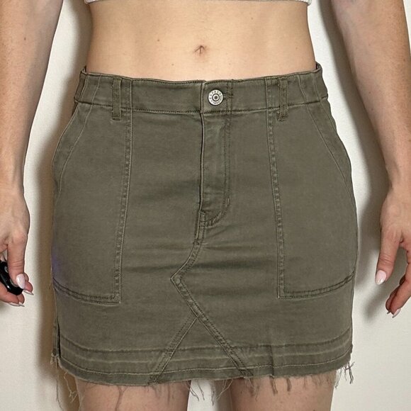 Express Straight Mini Mid Rise Olive Green Cargo Skirt Size 6 - Picture 2 of 10